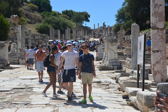 3-Hour Private Ephesus, Terrace Houses, Cruiser Only - Walking Ephesus from Marble Street to the Great Theater