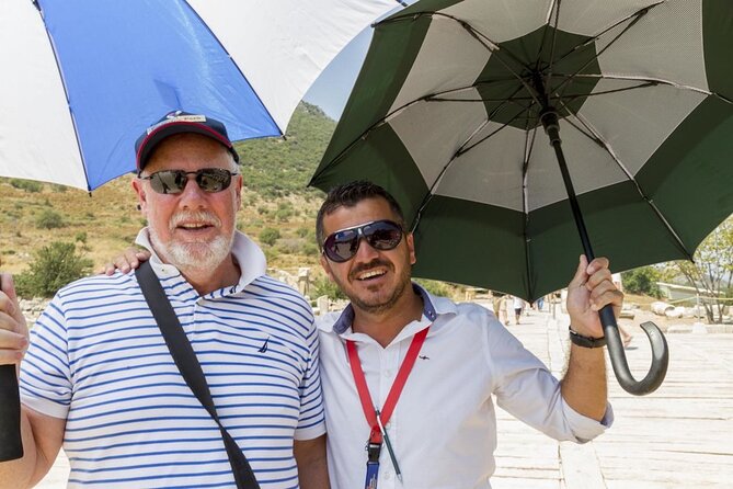 Best of Ephesus Tour For Cruisers - Meeting your guide at Kusadasi Port