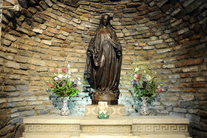 Daily Ephesus and Virgin Mary House Tour with Lunch Included - Lunch in Selcuk, with one important detail