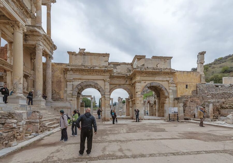 Ephesus: 3-Hours Private Tour - Guide quality and the private group format