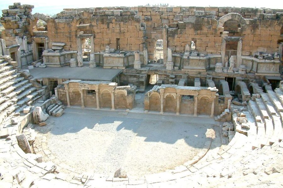 Ephesus and Pamukkale: Day Trip by Plane from Istanbul - Who should book this experience