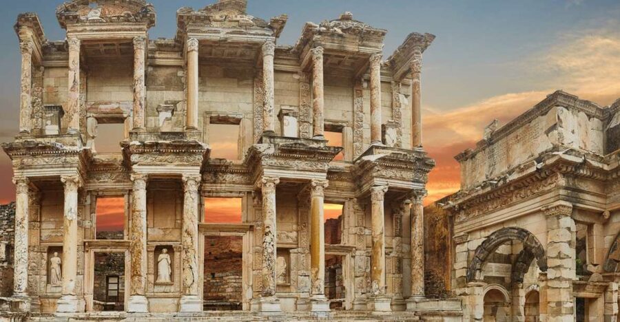 Ephesus and Pamukkale: Day Trip by Plane from Istanbul - The early airport transfer from Istanbul