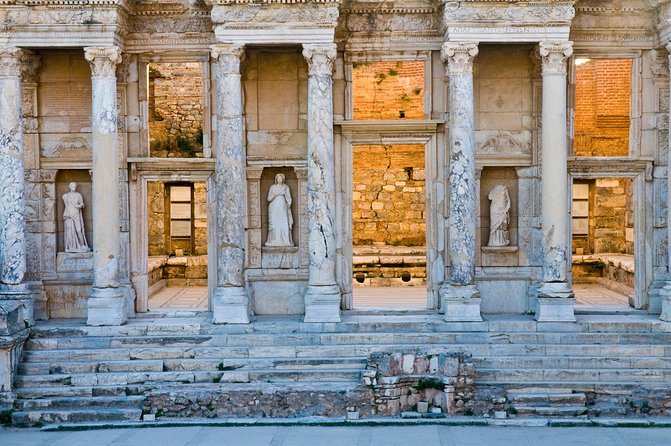 Ephesus and St. Mary's House tour from Kusadasi with Lunch - Walking into ancient Ephesus