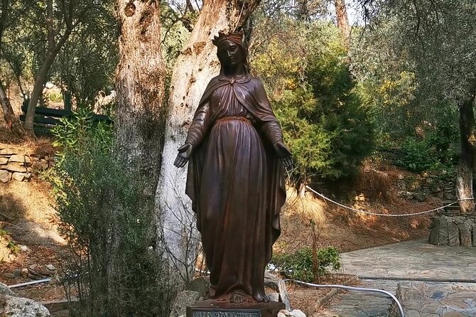 Ephesus And Virgin Mary House Without Any Shopping Stops - How the guide affects the experience