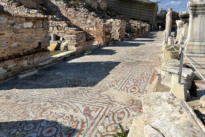 Ephesus and Virgin Mary Tour with Skip the Line, Lunch incl. - Kusadasi, Selcuk, and the view beyond the ruins