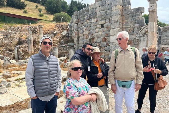 Ephesus Day Trip from Istanbul incl Domestic Flights - Shopping, crafts, and the question of sales pressure