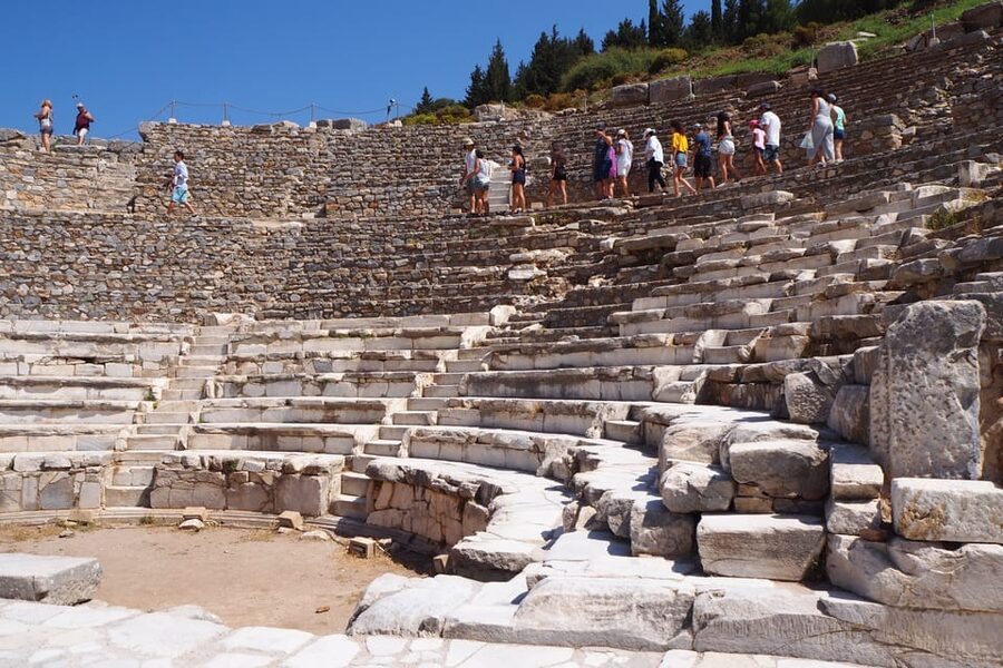 Ephesus: Half-Day Tour from Kusadasi - Guides, language options, and the vehicle