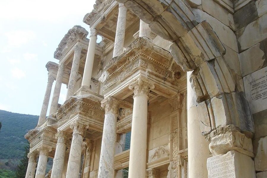 Ephesus: House of Virgin Marry & Artemis w Lunch & Ticket - The Temple of Artemis, with realistic expectations
