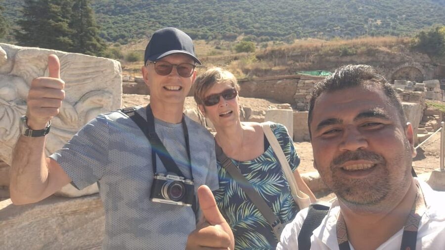 Ephesus Small Group Tour For Cruise Guests - The shopping stop deserves a clear warning