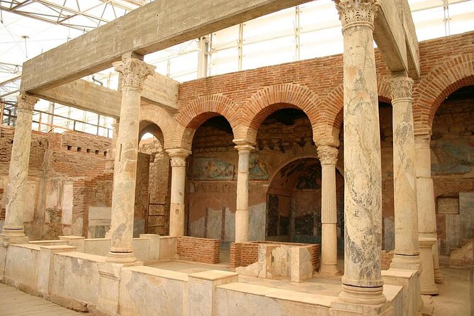 FOR CRUISERS: PRIVATE EPHESUS TOUR INCLUDES ENTRY FEES & Lunch - The theater and Ephesus’s enormous scale