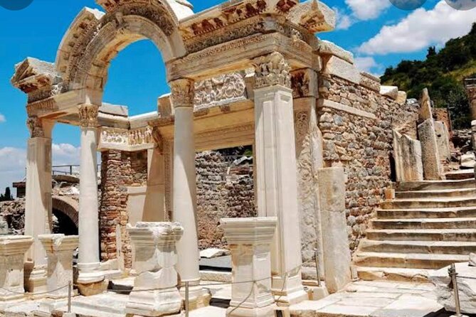 FOR CRUISERS: Skip The Lines PRIVATE EPHESUS TOUR &On Time Return - A brief stop at the Temple of Artemis