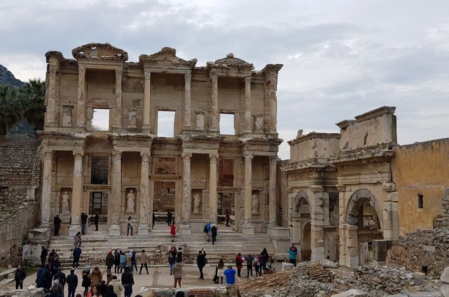 From Istanbul: Ephesus & Şirince Day Trip w/ Wine Tasting - A quick look at the Temple of Artemis