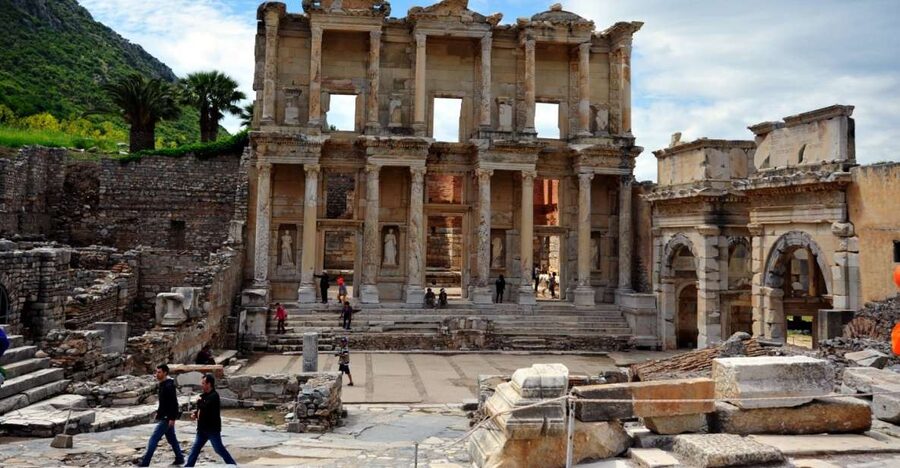 From Izmir: Full-Day Ephesus Tour with Lunch - Celsus Library and the Great Theater