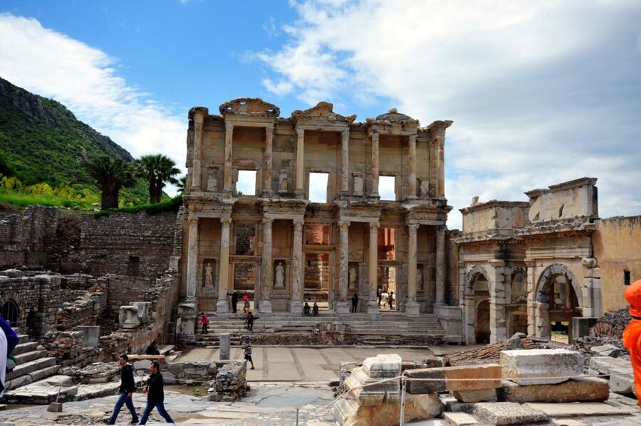 From Izmir: Full-Day Ephesus Tour with Lunch - Sirince brings a change of pace