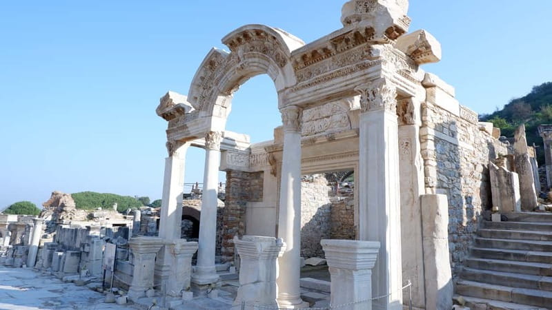From Kusadasi: Ephesus Highlights Tour for Cruise Customers - Selcuk Lunch and Local Craft Stops