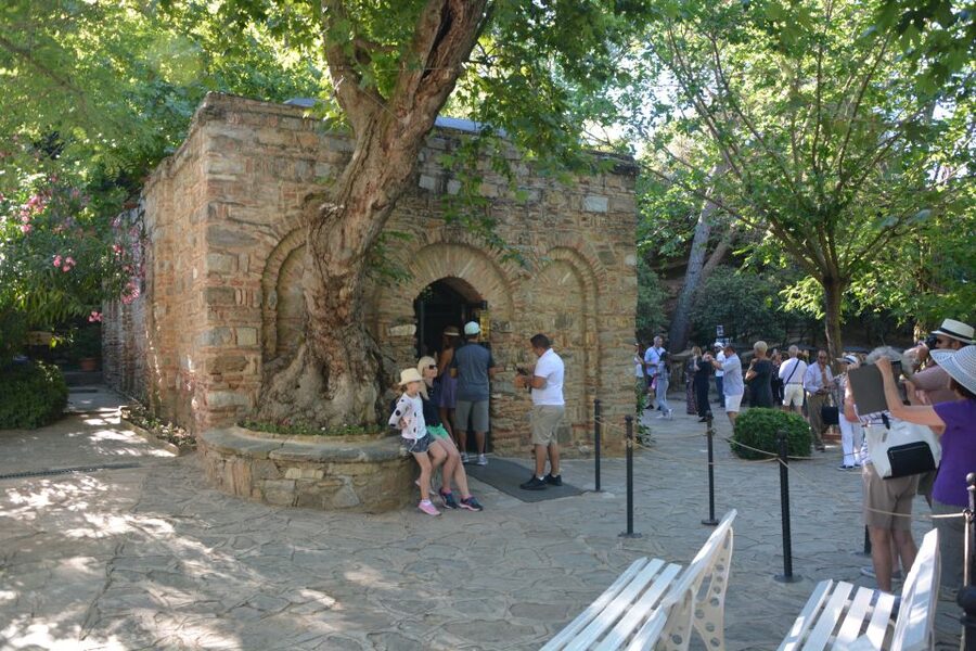 From Kusadasi: Ephesus Private Guided Tour - Who will get the most from this tour