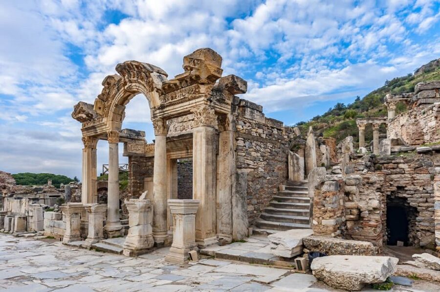 From Kusadasi: Full Day Private or Small Group Ephesus Tour - What the $23 price really means