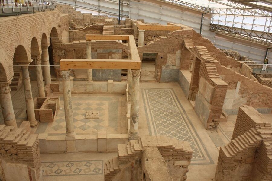 From Kusadasi Port: Best of Ephesus Tour (Skip-the-line) - A private vehicle makes a cruise day easier
