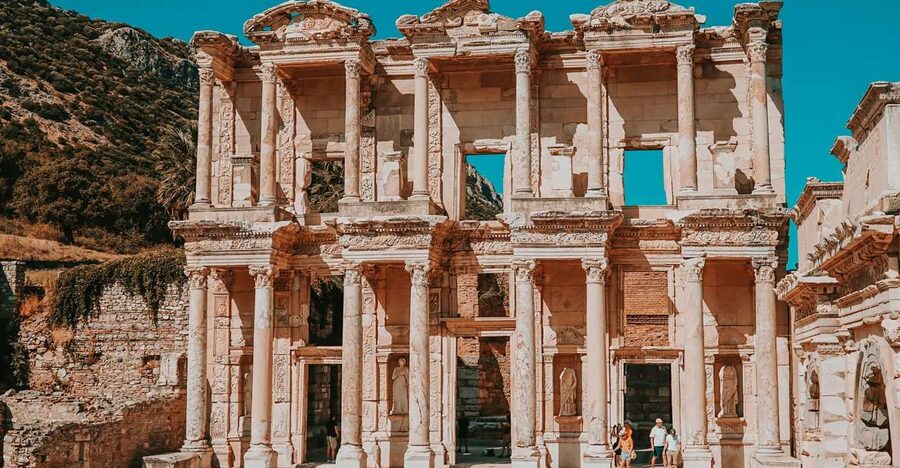 From Kusadasi Port: Ephesus Tour with Skip-the-Line Entry - Meeting your guide at Kusadasi Port
