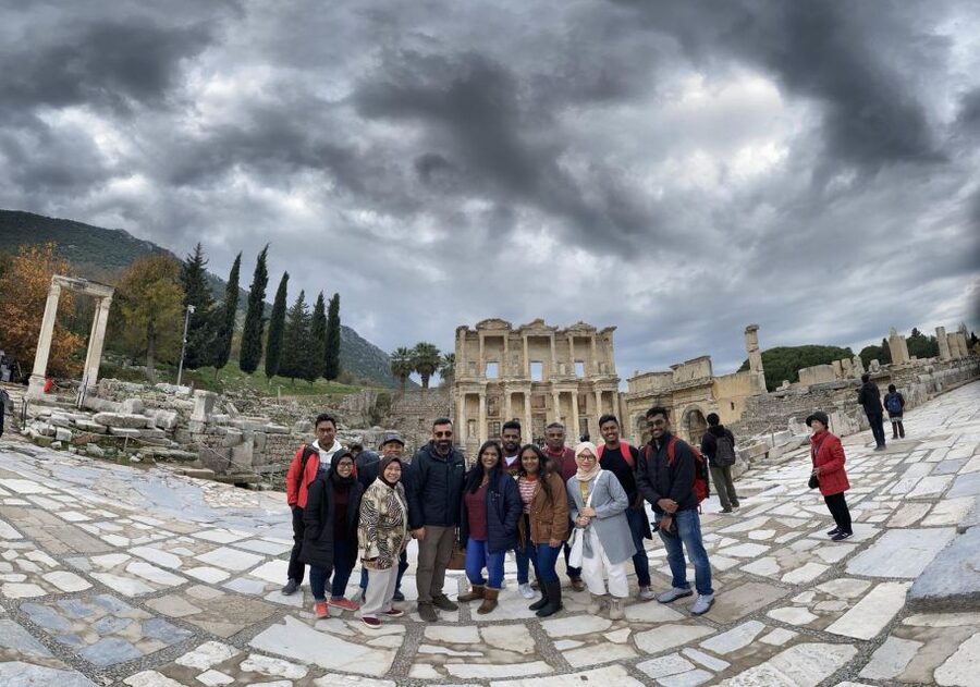 From Kusadasi/Selcuk: Highlights of Ephesus Small Group Tour - A local lunch instead of a tour buffet