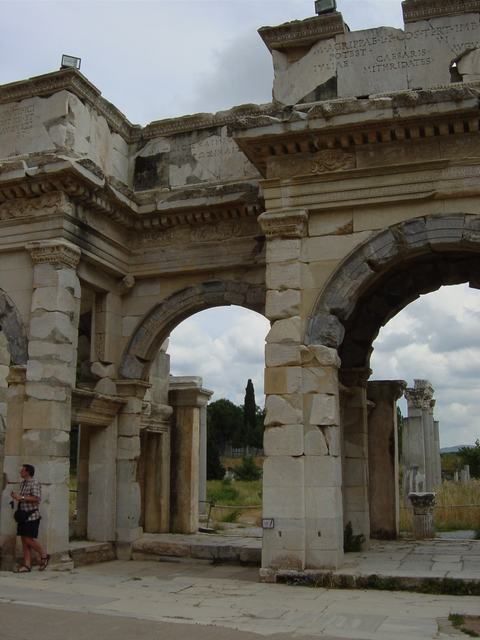 Full-Day Ephesus & Terrace Houses Tour - Entry Fees Included - Extra stops and shopping possibilities