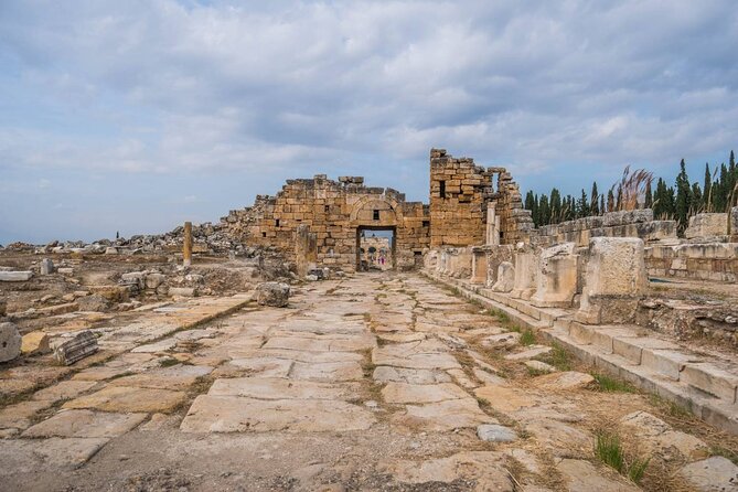 Full-day Pamukkale and Hierapolis Tour from Selcuk or Kusadasi - Is $119.77 good value?