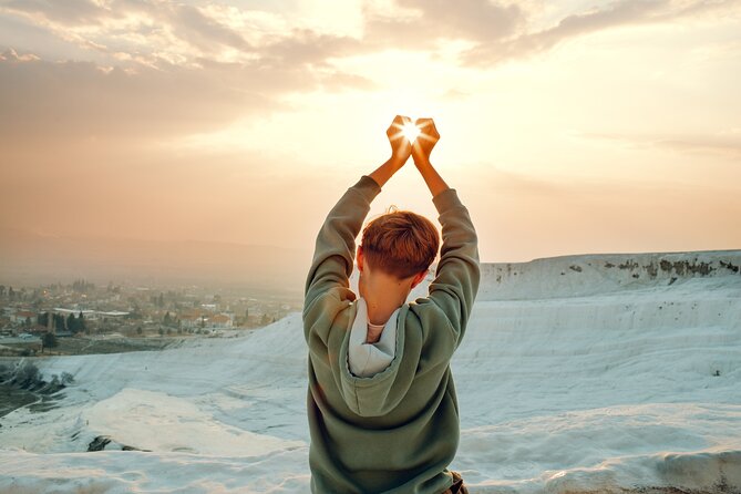 Full-day Private Pamukkale Tour from Kusadasi with Lunch - The lake stop below Pamukkale