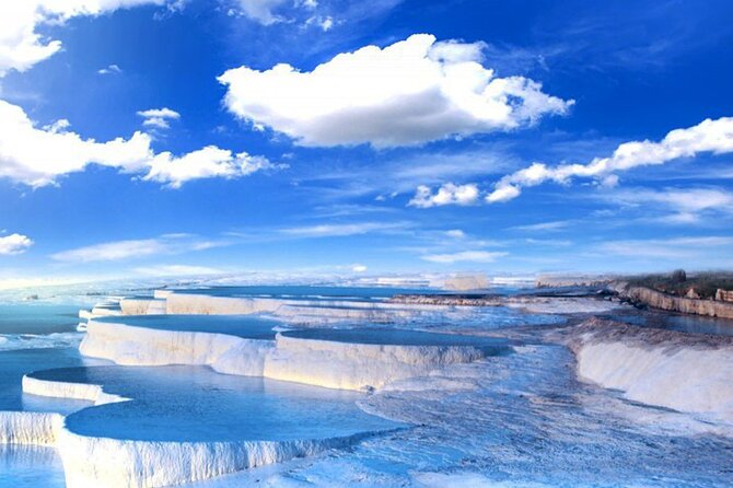 Full-day Private Pamukkale Tour from Kusadasi with Lunch - What the private guide adds