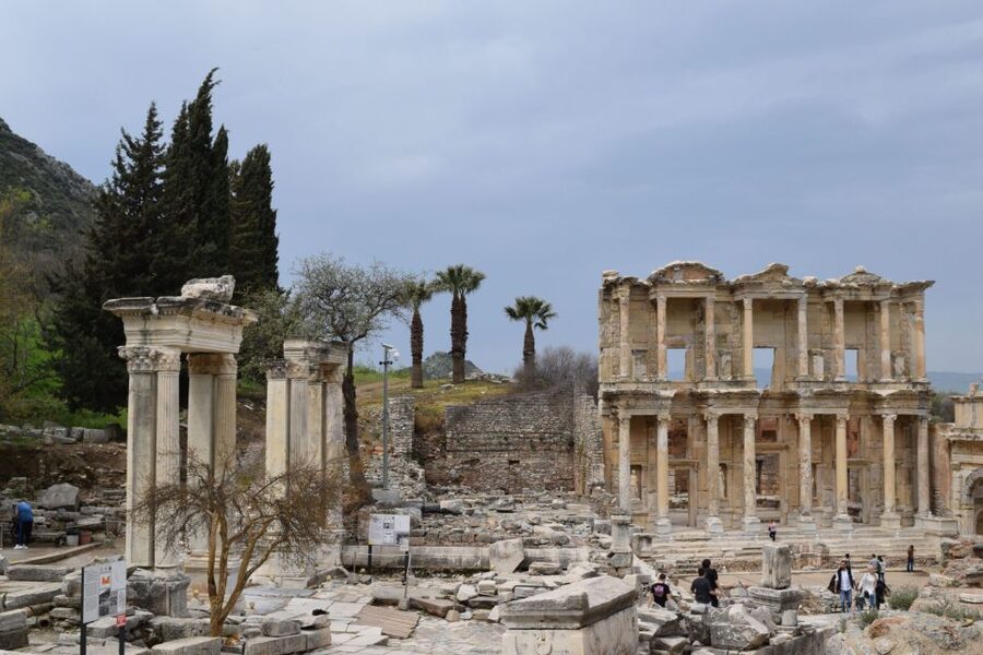 Istanbul: 8-Day Cappadocia, Ephesus, Konya, Pamukkale Tour - Ephesus and the Kusadasi stay