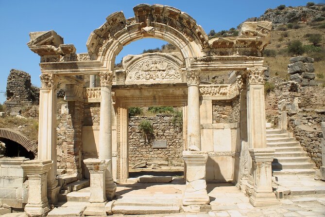 Kusadasi Ephesus Full Day Tour With Lunch & Professional Guide - Mary’s House brings a quieter, religious side