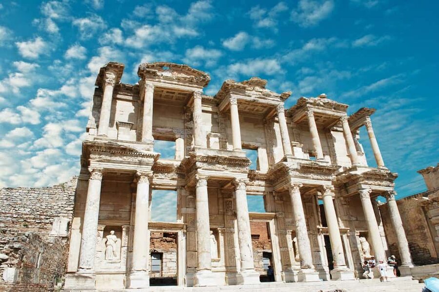 Kusadasi: Ephesus Private or Group Tour for Cruise Guests - Meeting your guide at Kusadasi Cruise Pier