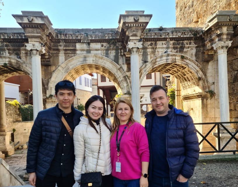 Kusadasi: EPHESUS PRIVATE PORT TOUR FOR CRUISES-SAVE TIME - A short stop at the Temple of Artemis