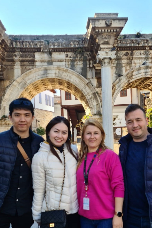 Kusadasi: EPHESUS PRIVATE PORT TOUR FOR CRUISES-SAVE TIME - Local food and shopping, if time allows