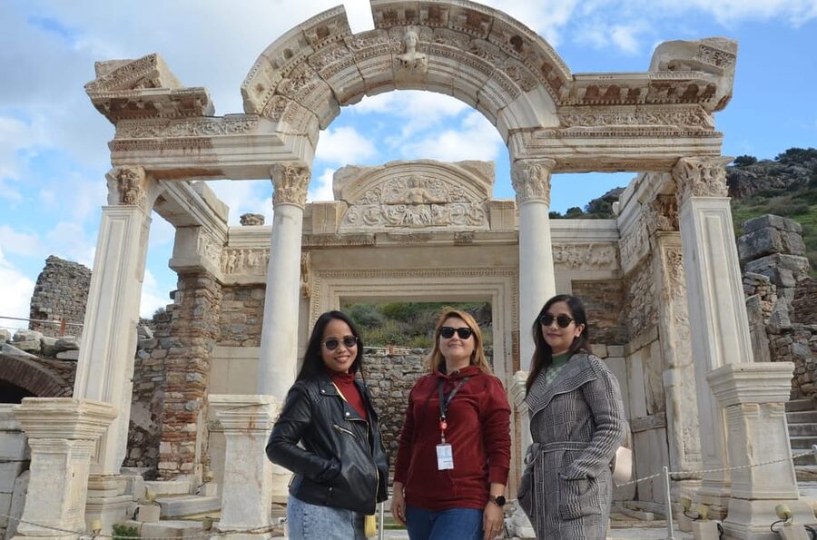 Kusadasi: EPHESUS PRIVATE PORT TOUR FOR CRUISES-SAVE TIME - Who should book this excursion