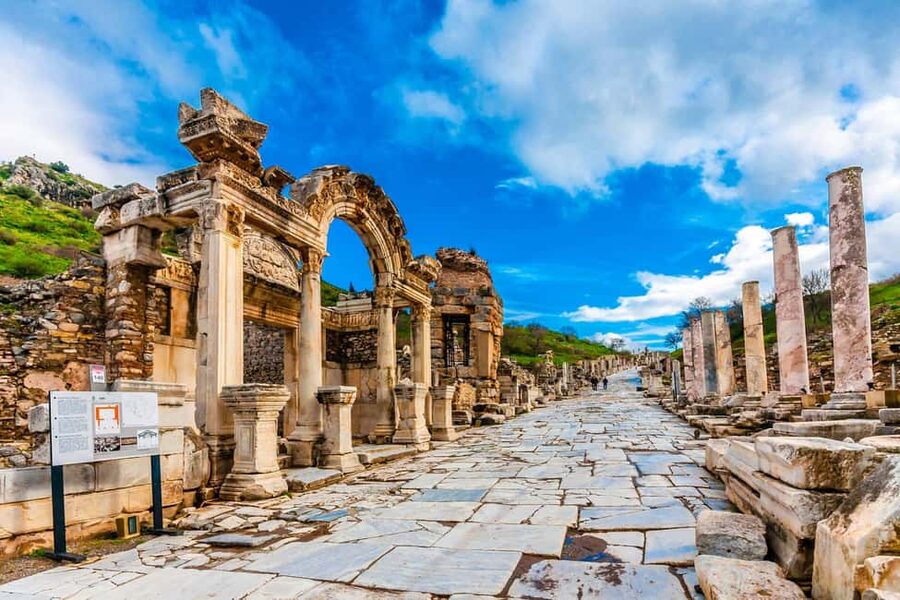 Kusadasi: Ephesus Private Tour for Cruise Guests - Seeing the Temple of Artemis
