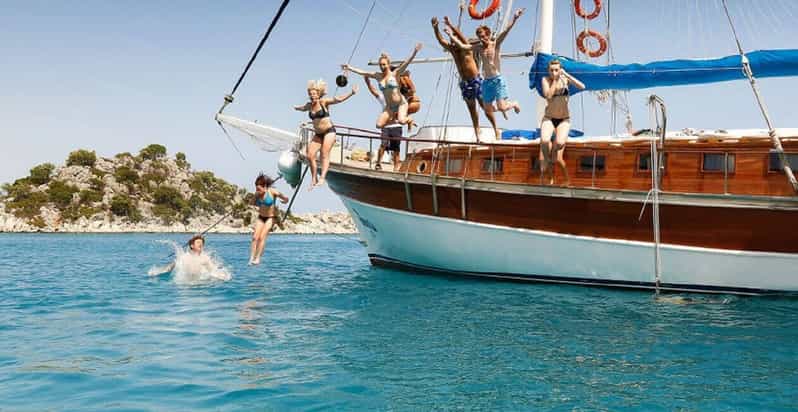Kusadasi: Full–Day Boat Trip with Lunch - Lunch on the gulet