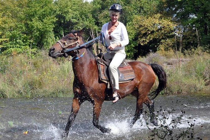 Kusadasi Horseback Riding - Getting comfortable before the trail