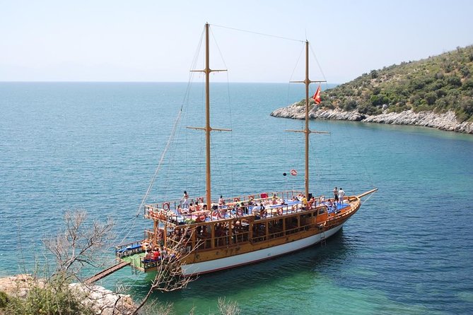 Kusadasi & National Park Boat Tours with Lunch and Transfer - Hotel pickup and the trip to the port