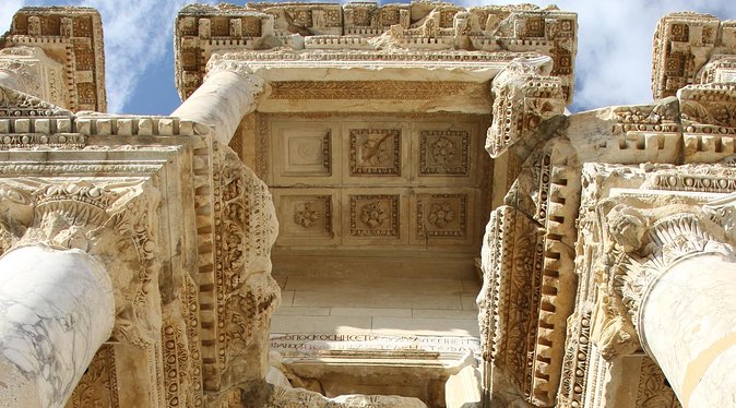 Kusadasi Private Shore Excursion: Ephesus and House of Mary - The coastal road from Kusadasi Port