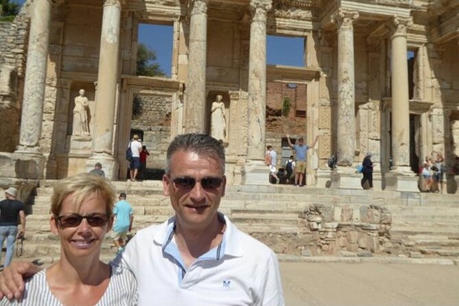 Kusadasi Shore Excursion: Ephesus Tour for Cruisers from Kusadasi Port - Meeting your Mercedes at Kusadasi port