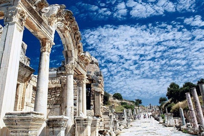 Kusadasi Shore Excursion: Private Full-Day Tour to Ephesus, Didyma and Miletus - Three ancient cities, one long port day