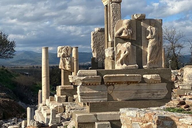 LESS Walking Tour : Private Ephesus, House of Virgin Mary, Temple - Why this low-walking Ephesus tour makes sense