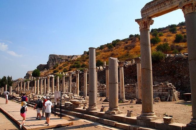 Mini Group Skip-The-Line: Best of Ephesus Tour From Kusadasi Port - House of the Virgin Mary: A Quiet First Stop