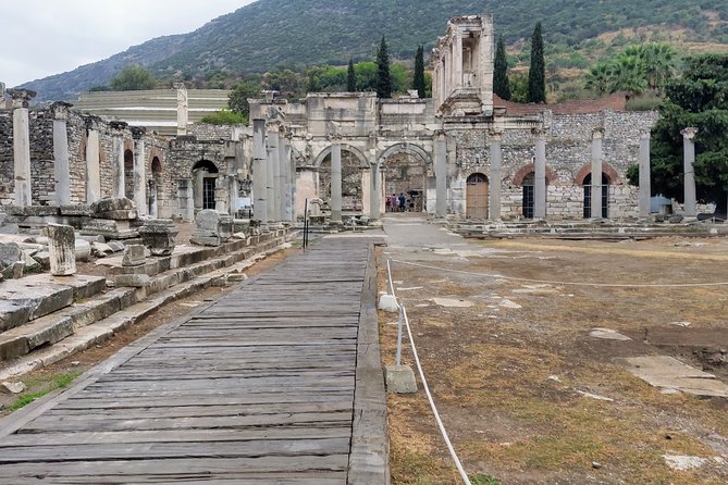 NO HIDDEN FEES: Private Ephesus - Sirince Village - Artemission - Lunch, carpets, and keeping control of the schedule