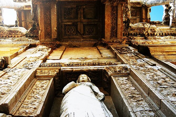 Private Biblical Ephesus Tour from Kusadasi Port with Lunch - St. John’s Basilica and the early Christian world