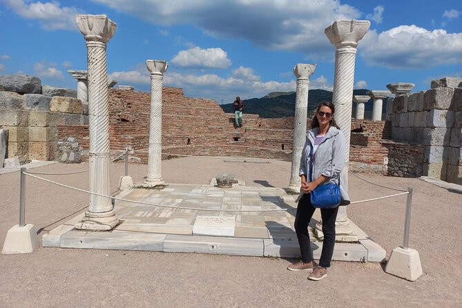 Private Biblical Ephesus Tour from Kusadasi Port with Lunch - Lunch with grilled food, mezes, and local character