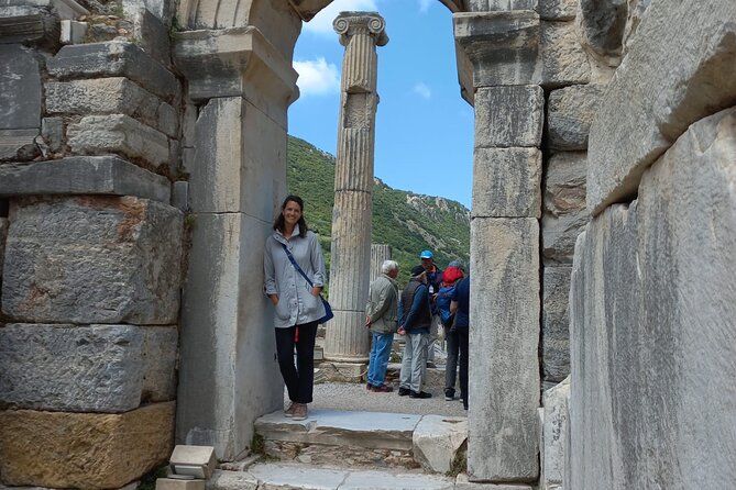 Private Biblical Ephesus Tour from Kusadasi Port with Lunch - What the price really includes