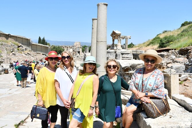 PRIVATE Ephesus Guide and Driver Tour from Kusadası Port - Walking through the ancient city of Ephesus