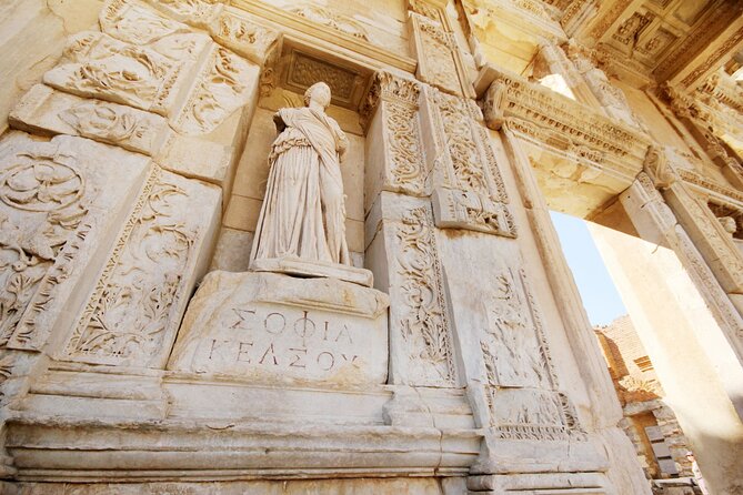 Private Ephesus & Sirince Village Tour from Kusadasi/Ephesus Port - Meeting your guide at Kusadasi Port
