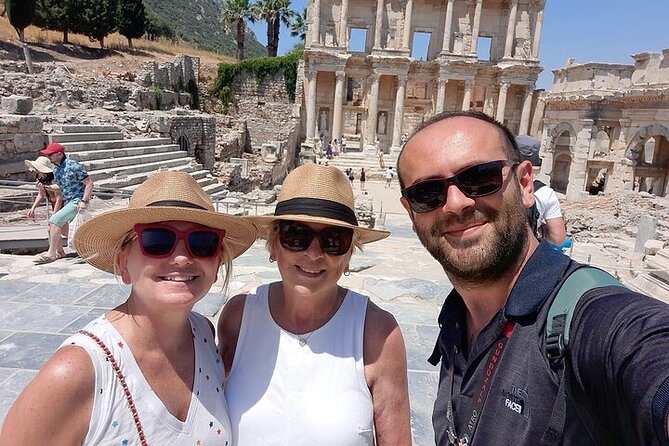 Private Ephesus Tour From KUSADASI port - Choosing the Terrace Houses and the Experience Museum